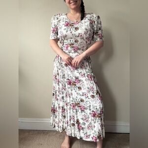 80’s Jamie Brooke Floral Lace Up Midi Dress